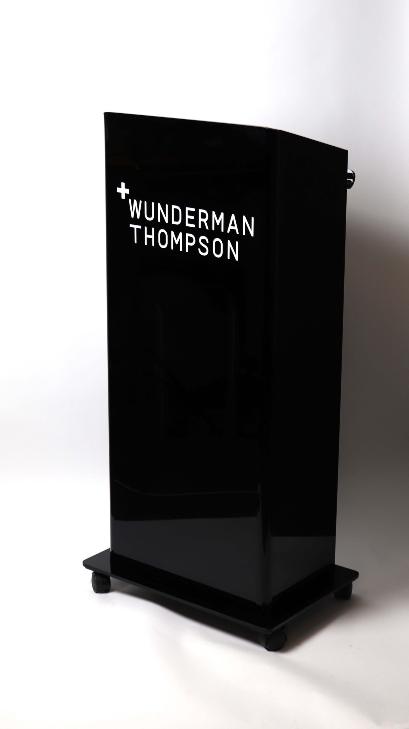 Acrylic Lectern - Wunderman Thompson